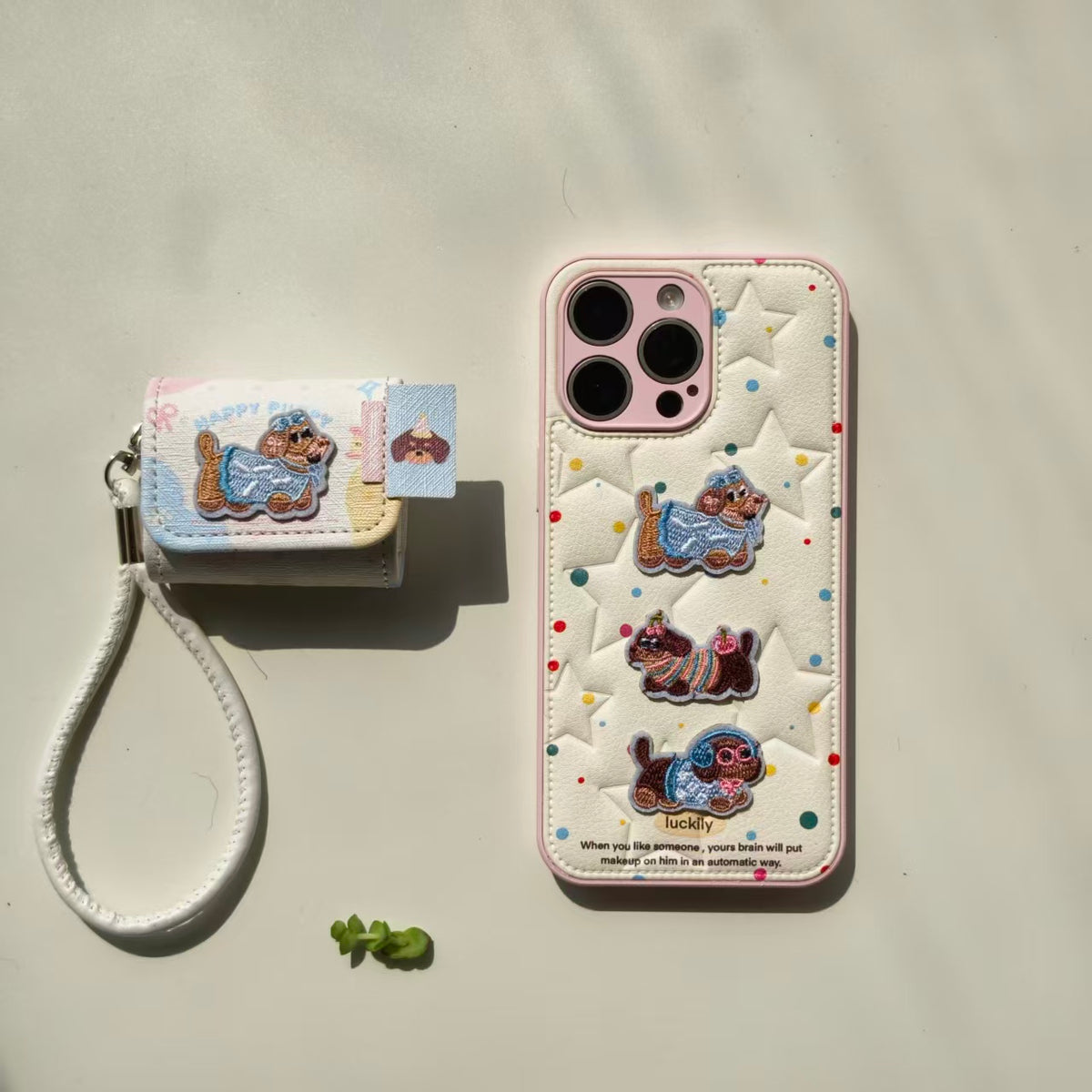 Cute Embroidered Dachshund Leather iPhone Case & AirPods Case Set | 2026 Trending Kawaii Dog Phone Cover for iPhone 12-17 Pro Max | AirPods 1/2/3/Pro | Retro Aesthetic Wristlet Strap